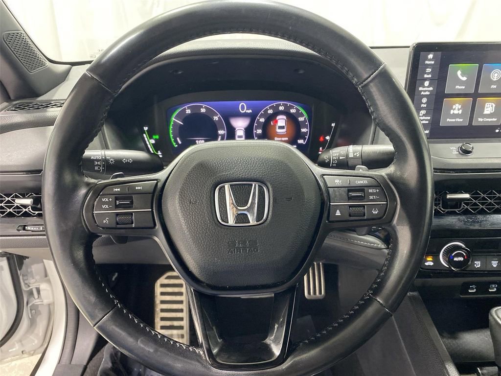 Used 2024 Honda Accord Sport image 11