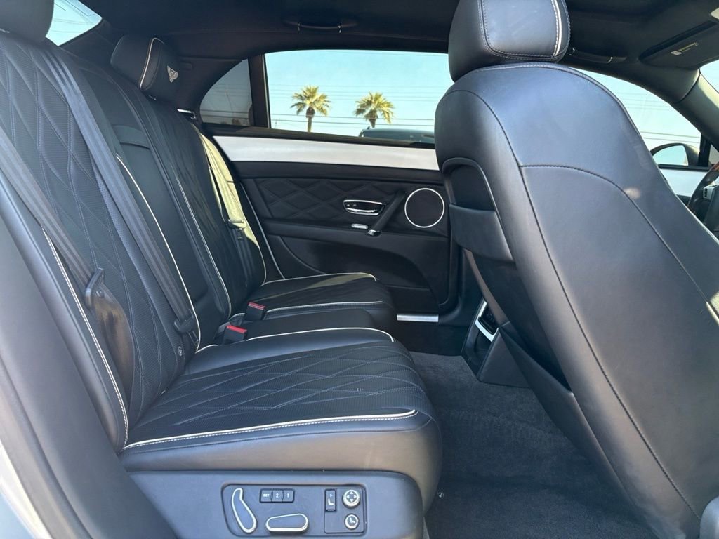 Used 2014 Bentley Flying Spur W12 image 18