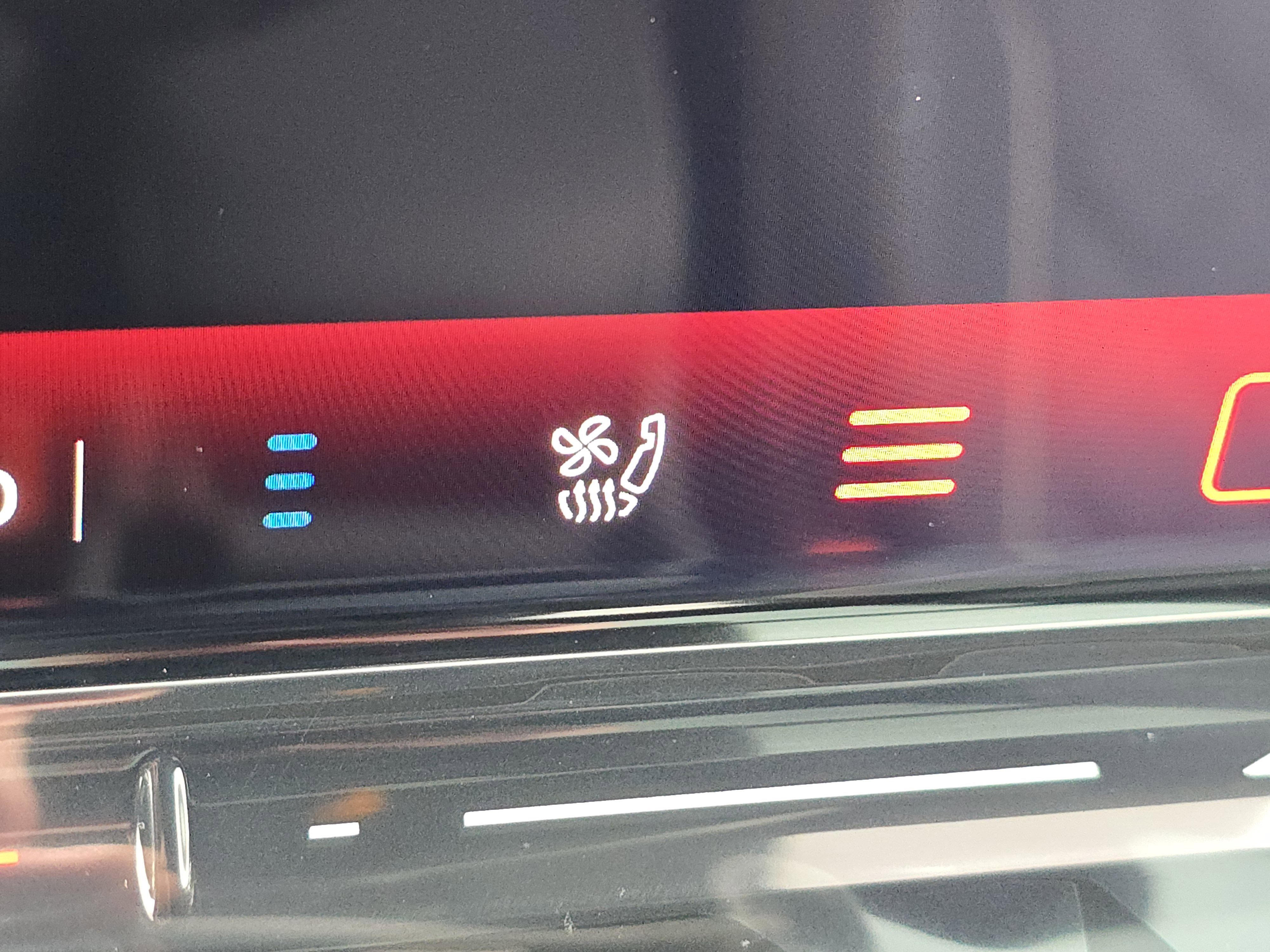 New 2026 Volkswagen Tiguan SEL R-Line image 13