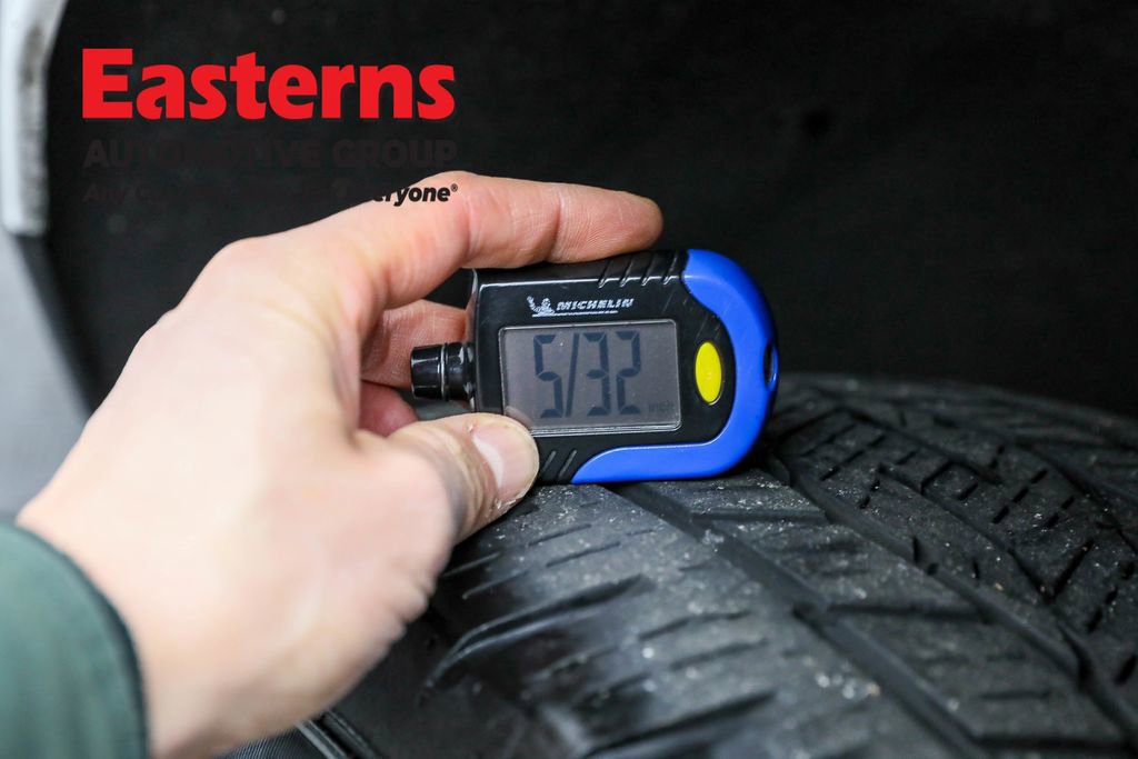 Used 2024 GMC Yukon XL SLT image 33