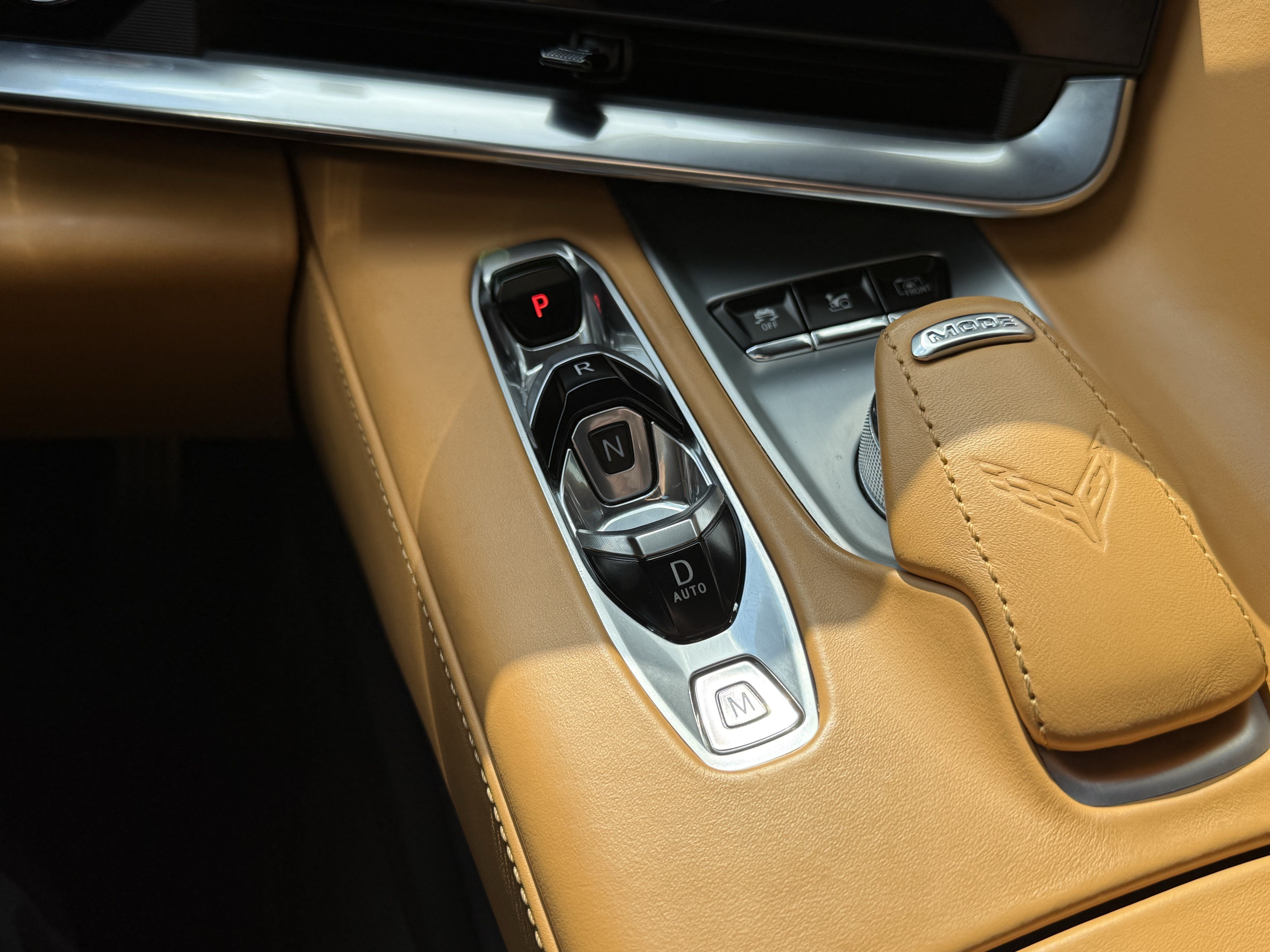 Used 2020 Chevrolet Corvette Stingray Premium Conv w/ 3LT Preferred Equipment Group RWD image 27