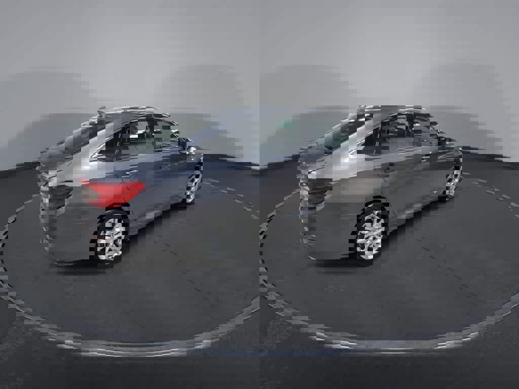 Used 2018 Honda Accord LX image 6