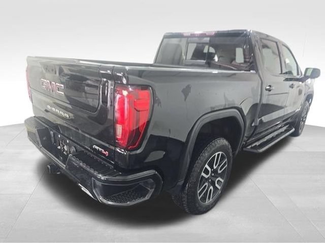 Used 2023 GMC Sierra 1500 AT4 w/ Technology Package AWD/4WD image 4