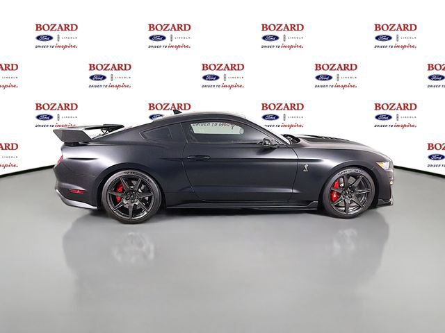 Used 2022 Ford Mustang Shelby GT500 w/ Carbon Fiber Track Pack RWD image 9