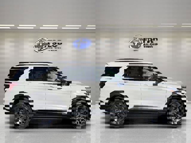 New 2026 Ford Explorer Active image 4
