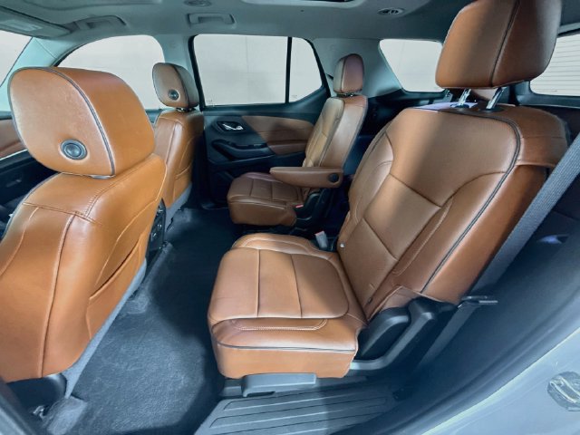 Used 2019 Chevrolet Traverse High Country AWD/4WD image 26