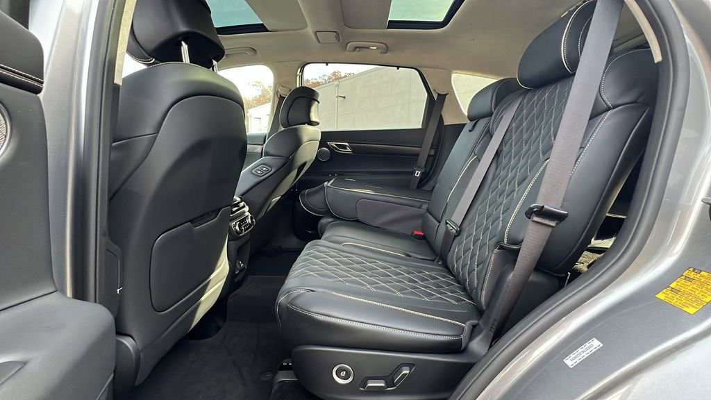 Used 2024 Genesis GV80 3.5T w/ Prestige Package image 37