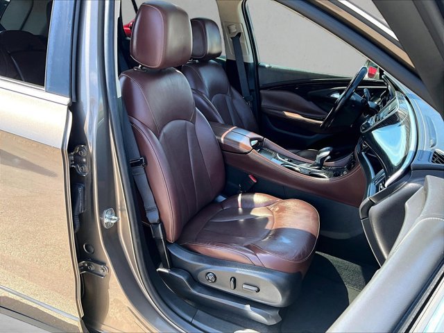 Used 2017 Buick Envision Essence FWD image 9