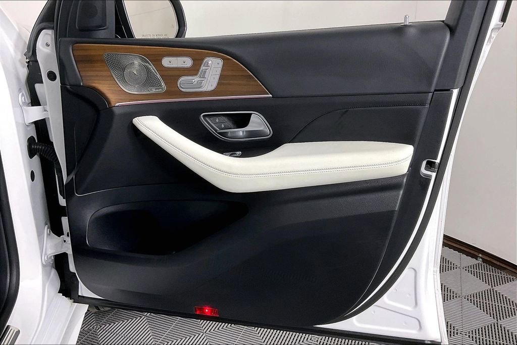 Certified 2025 Mercedes-Benz GLE 450e GLE 450e image 16