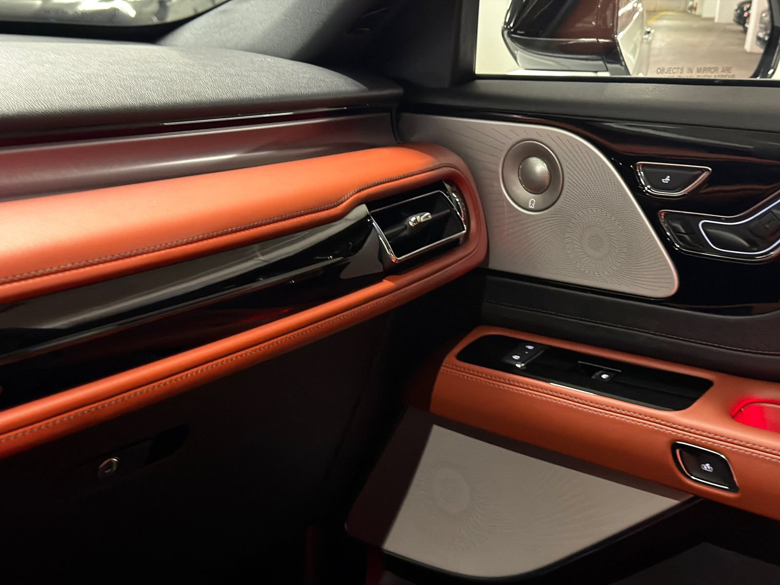 New 2026 Lincoln Aviator Reserve AWD/4WD image 34