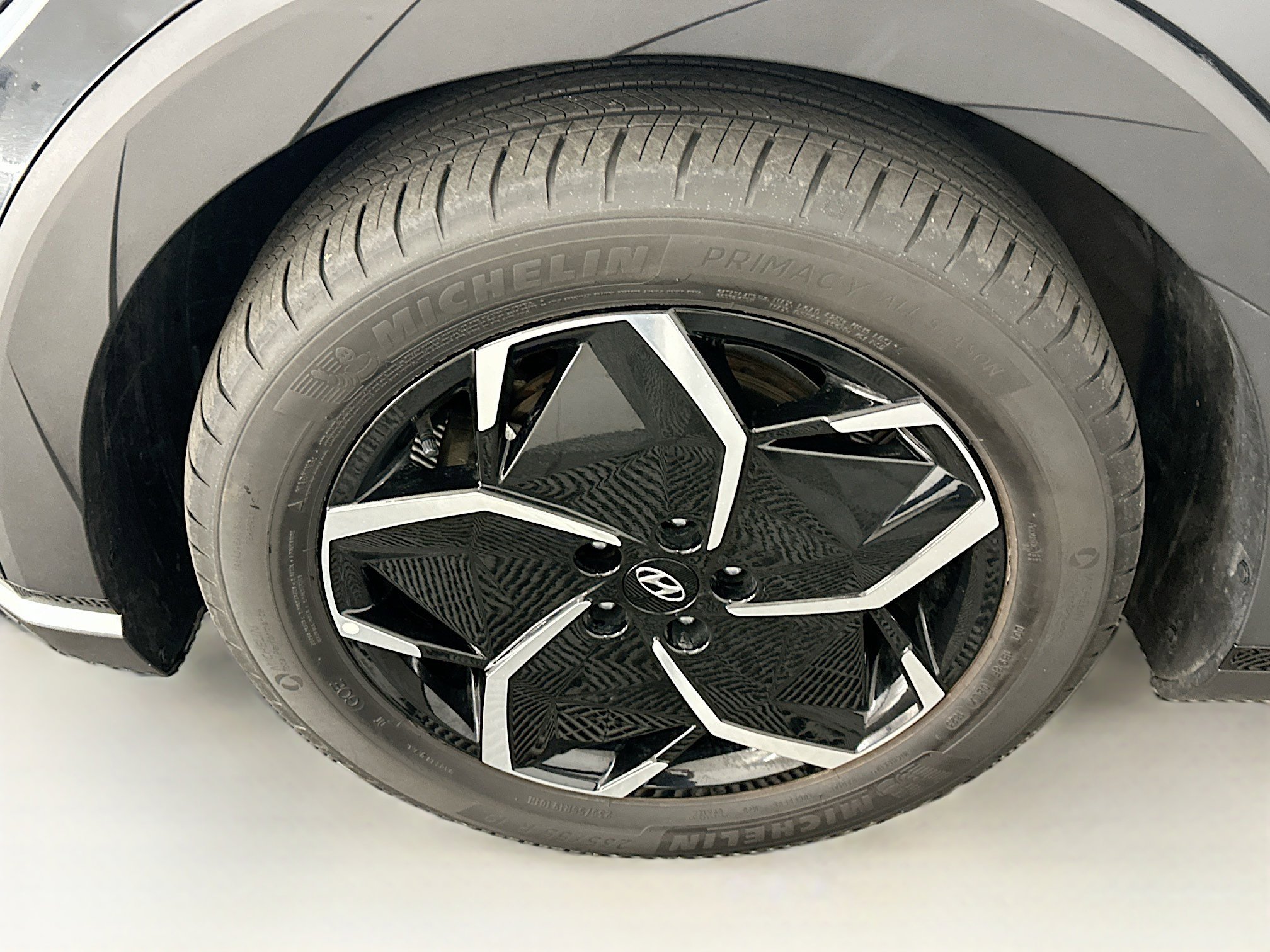 Used 2024 Hyundai Ioniq 5 SE image 11