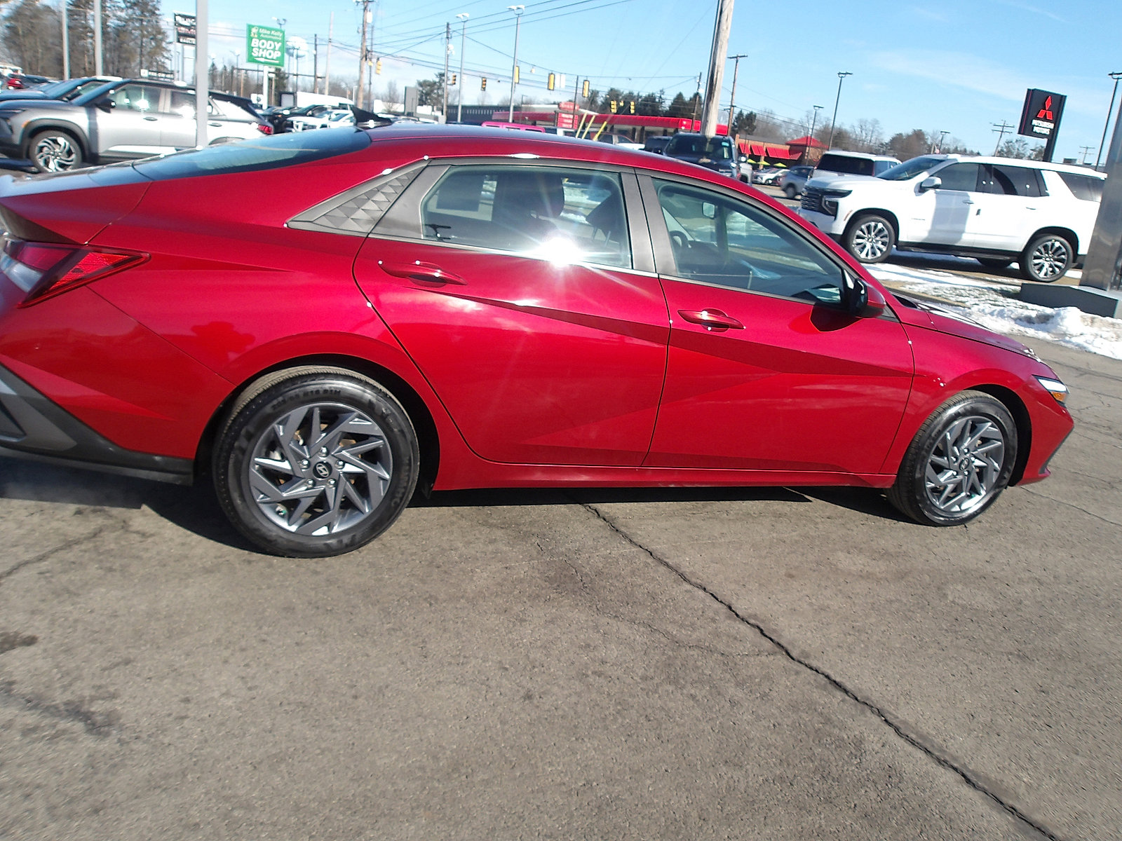 Certified 2024 Hyundai Elantra SEL image 8