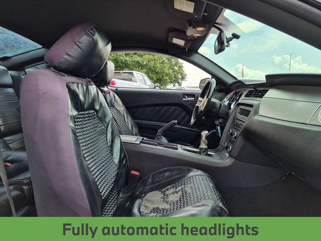 Used 2010 Ford Mustang GT Premium RWD image 25