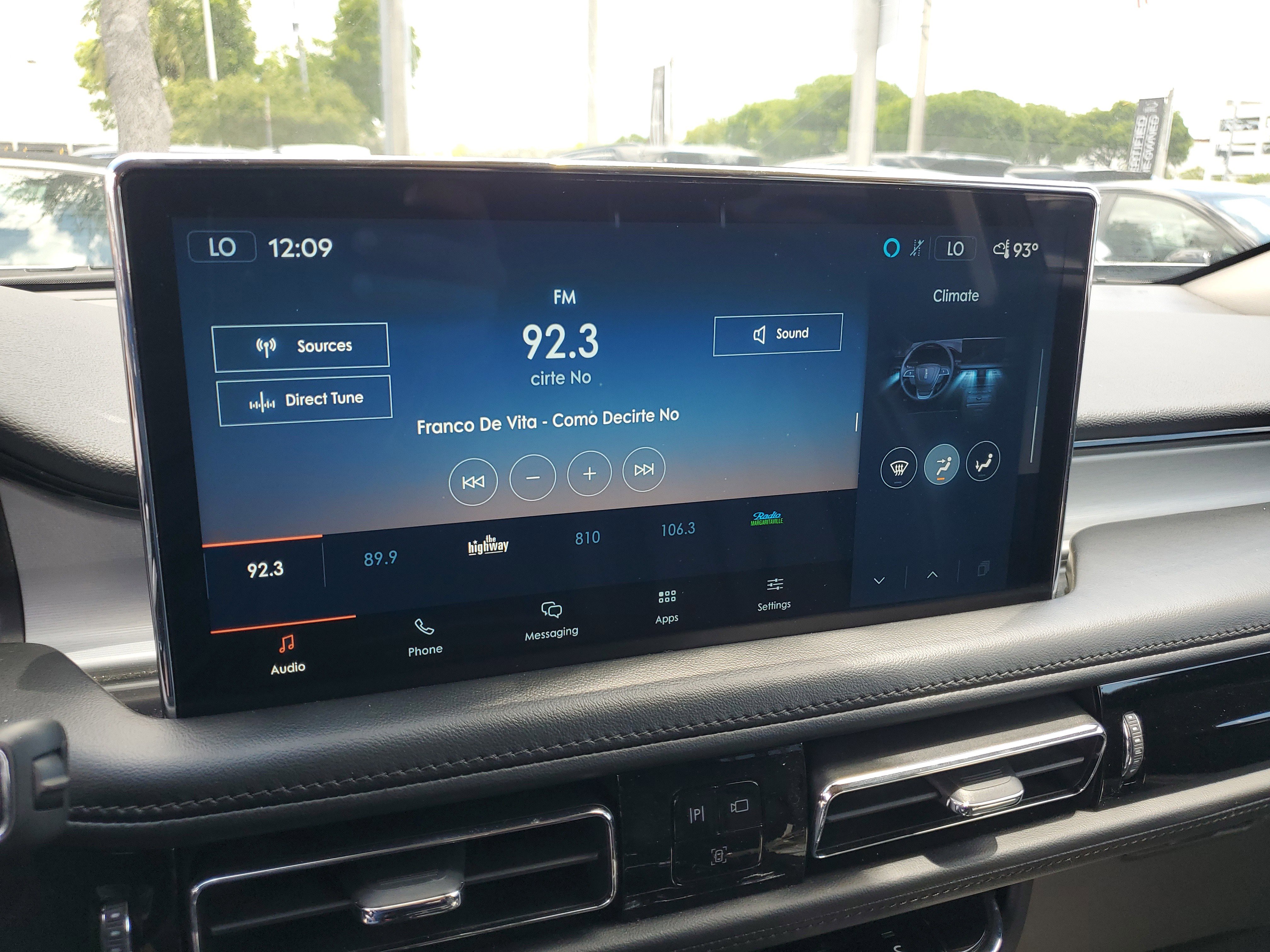 Certified 2023 Lincoln Nautilus AWD image 20