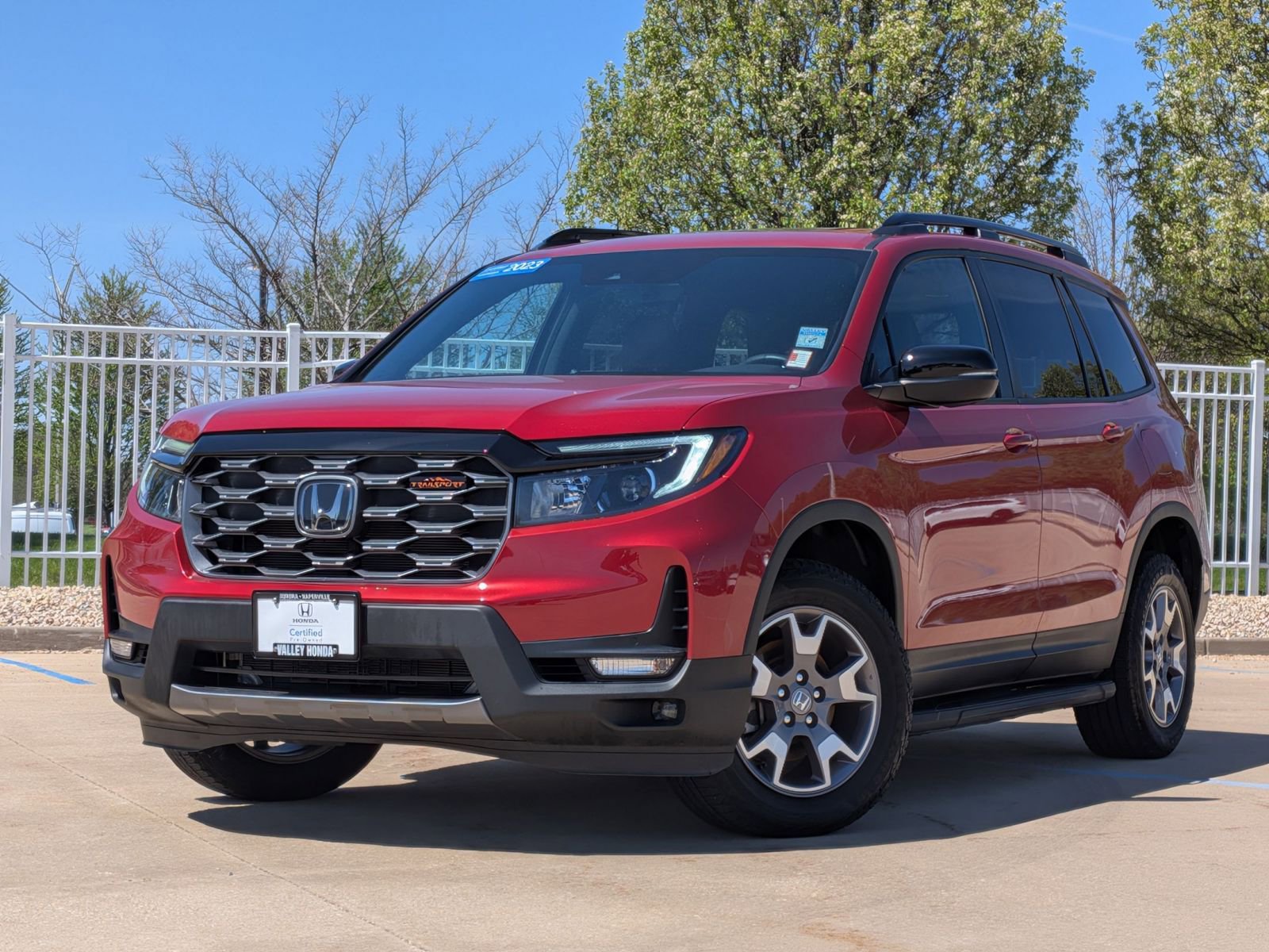 Certified 2023 Honda Passport TrailSport image 2