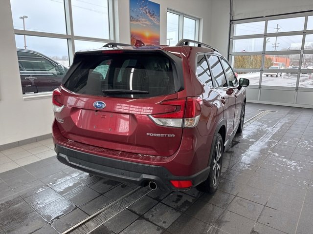 Used 2023 Subaru Forester Limited image 5