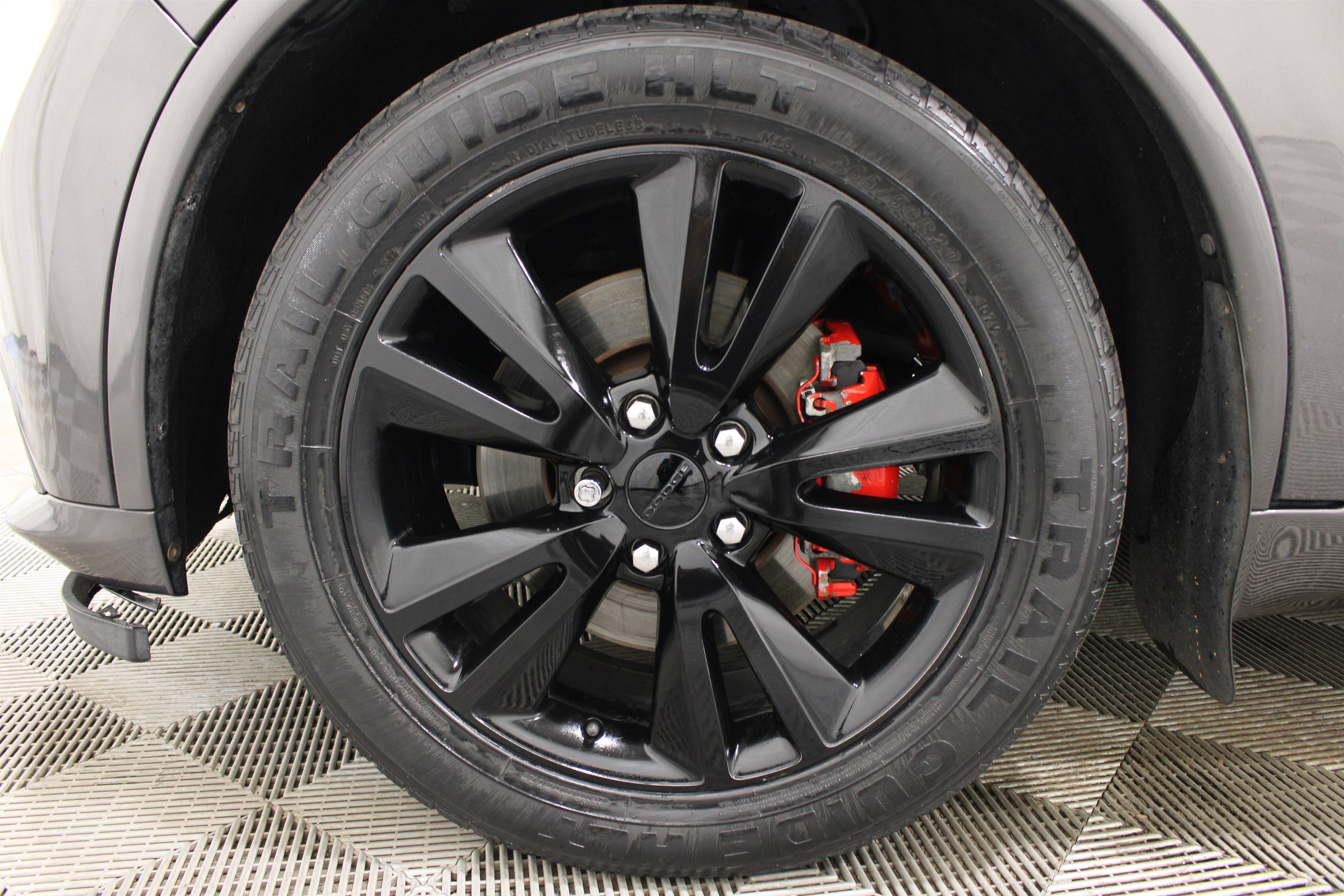 Used 2014 Dodge Durango R/T w/ Premium Nappa Leather Group RWD image 37