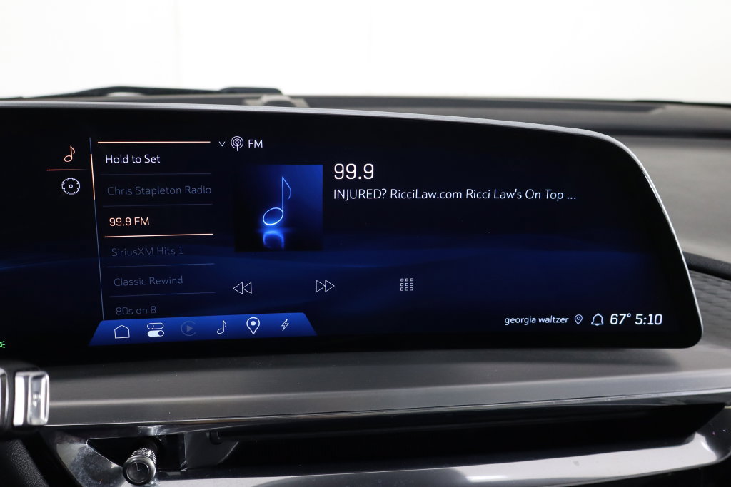 Used 2024 Cadillac Lyriq Luxury AWD/4WD image 28