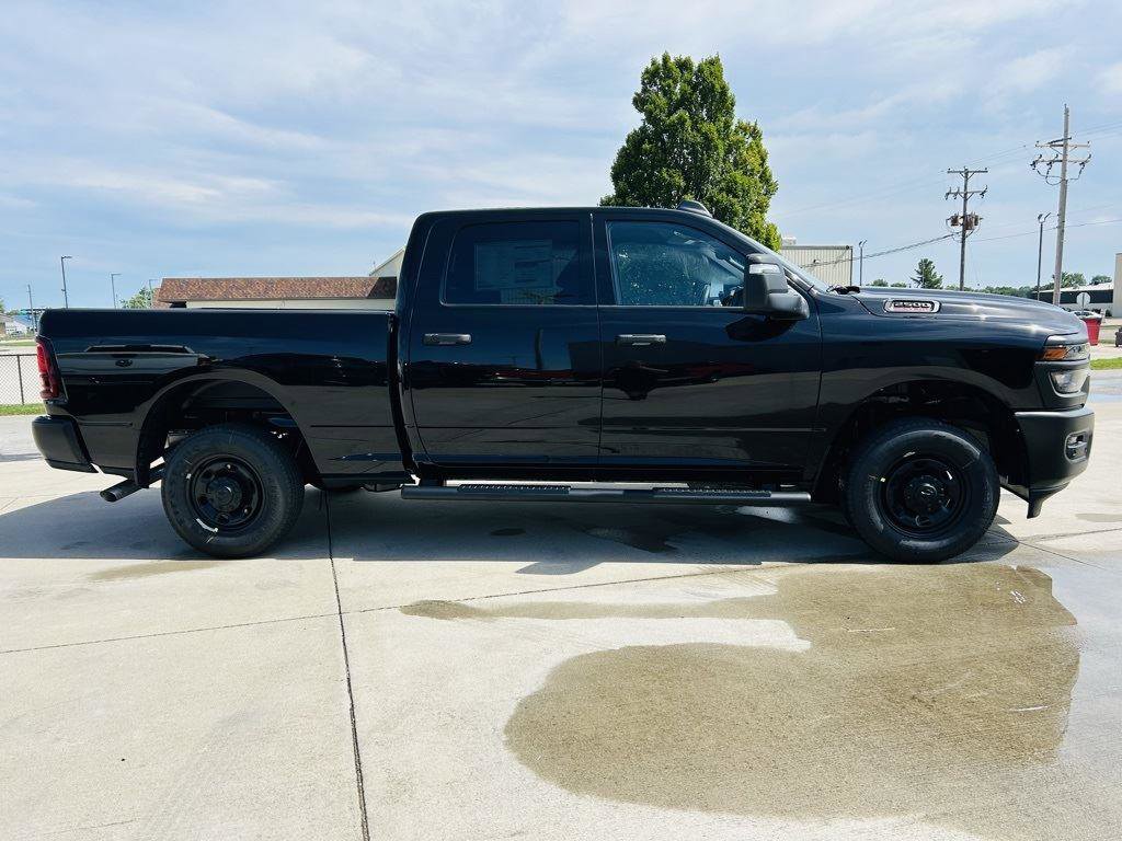 New 2025 RAM 2500 Tradesman image 37