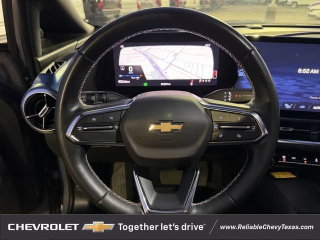 Used 2024 Chevrolet Equinox EV LT FWD image 13