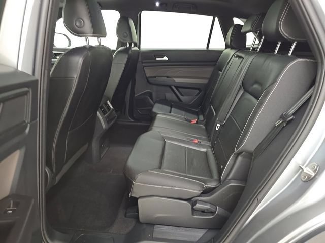 Used 2022 Volkswagen Atlas Cross Sport SE AWD/4WD image 16