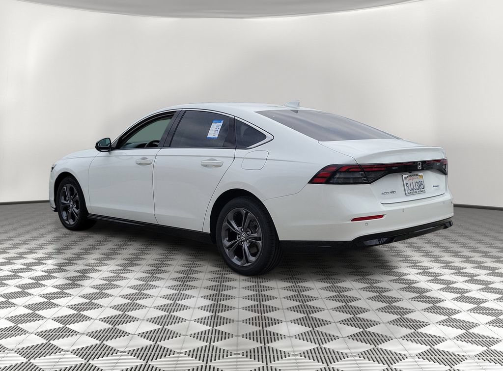 Certified 2024 Honda Accord EX-L image 4