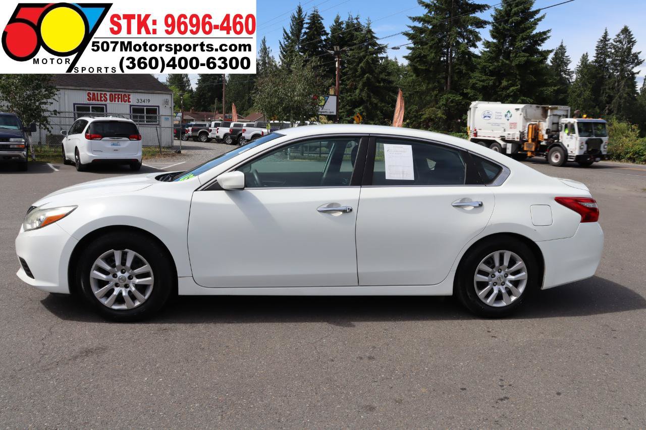 Used 2016 Nissan Altima 2.5 S w/ Power Driver Seat Package FWD image 5