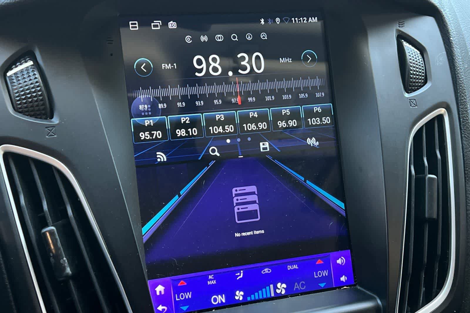 Used 2018 Ford Focus SE FWD image 19