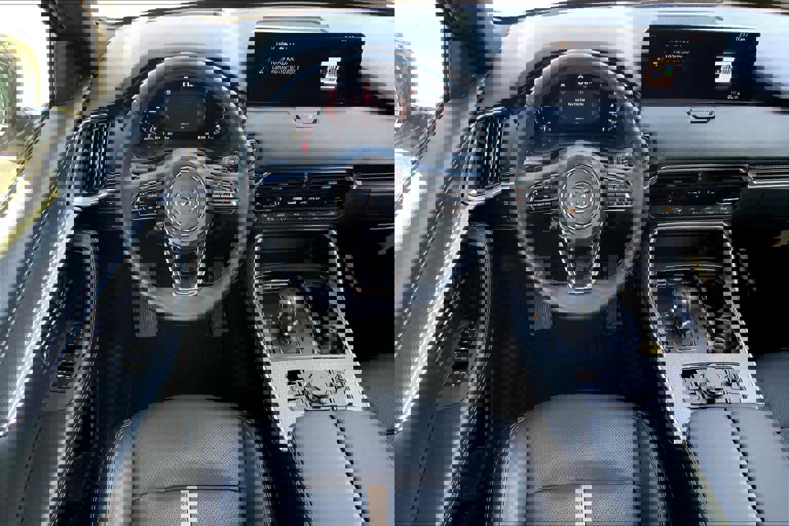 Used 2025 MAZDA CX-90 3.3 Turbo S w/ Premium Package image 5