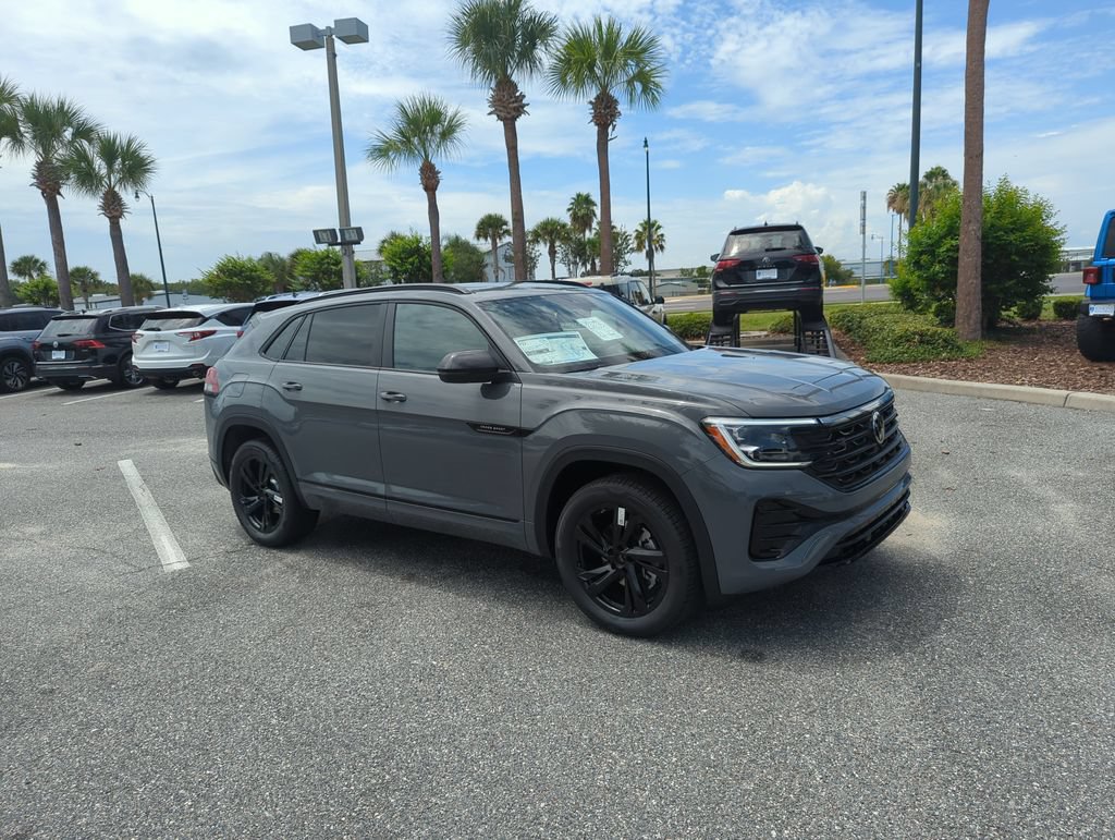 New 2026 Volkswagen Atlas Cross Sport SEL R-Line