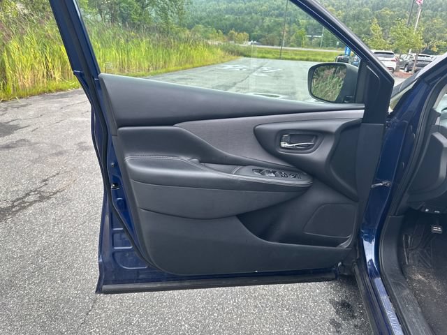 Used 2020 Nissan Murano S AWD/4WD image 10