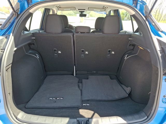 Used 2023 Nissan Kicks SR w/ Interior Electronics Package image 27