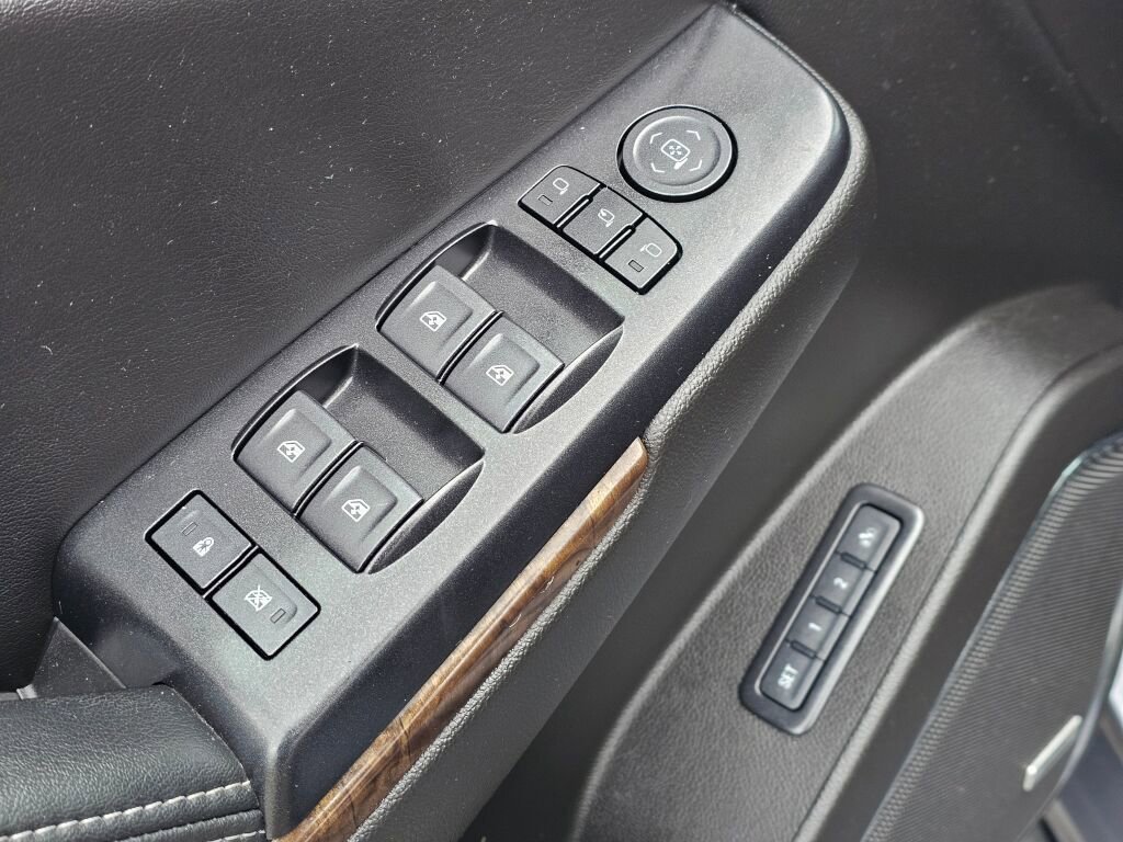 Used 2018 Chevrolet Tahoe LT AWD/4WD image 34