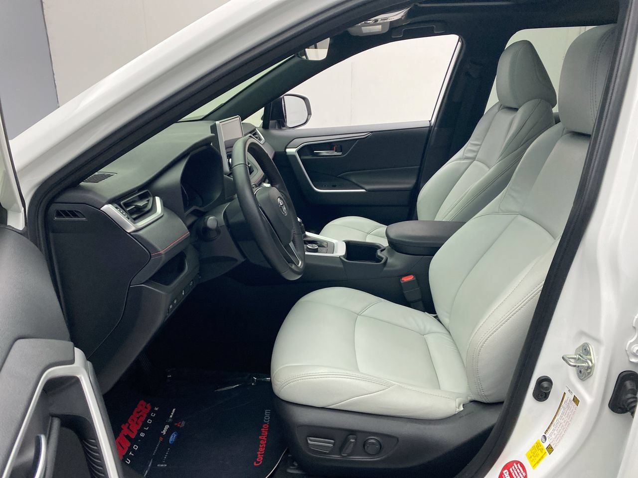 Used 2023 Toyota RAV4 SE w/ Weather & Moonroof Package AWD/4WD image 14