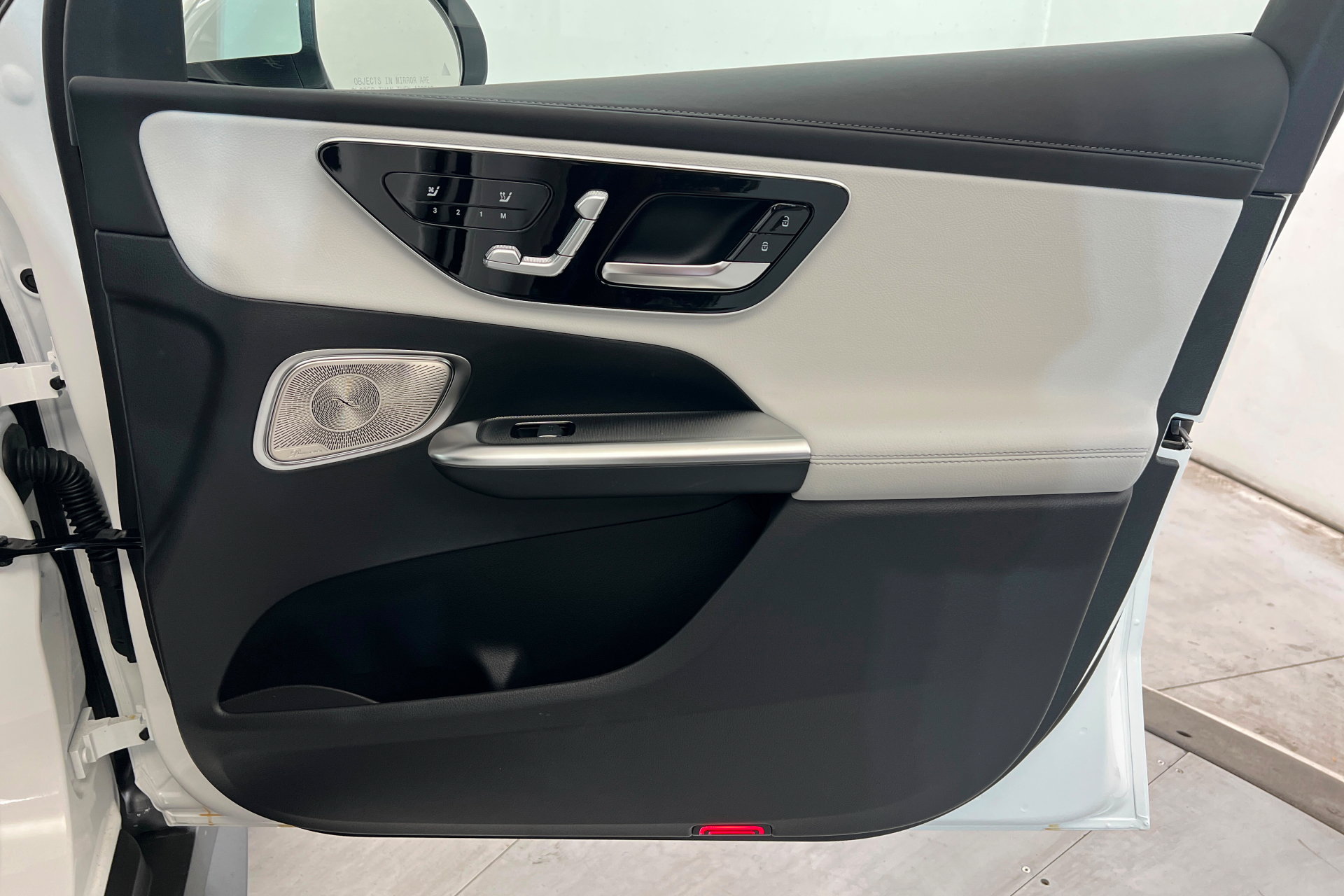 New 2026 Mercedes-Benz GLC 300 4MATIC image 23