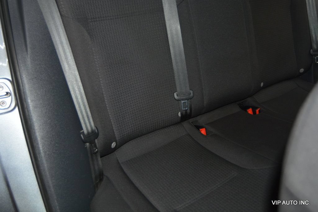 Used 2015 Volkswagen Jetta SE FWD image 30