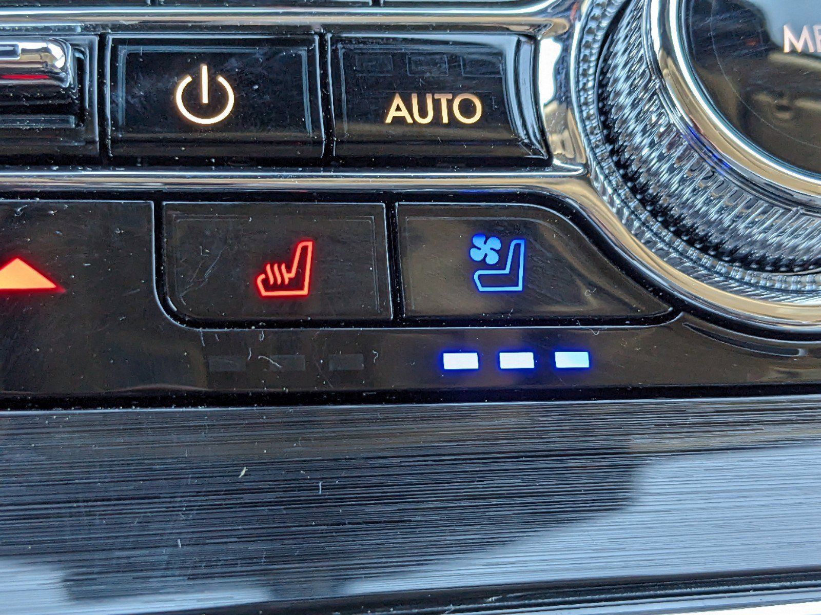 Certified 2023 Lincoln Nautilus Reserve w/ Equipment Group 201A image 27