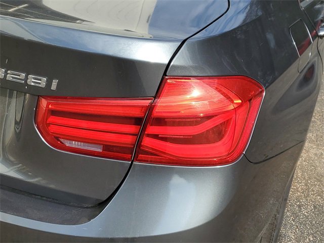 Used 2016 BMW 328i Sedan image 8