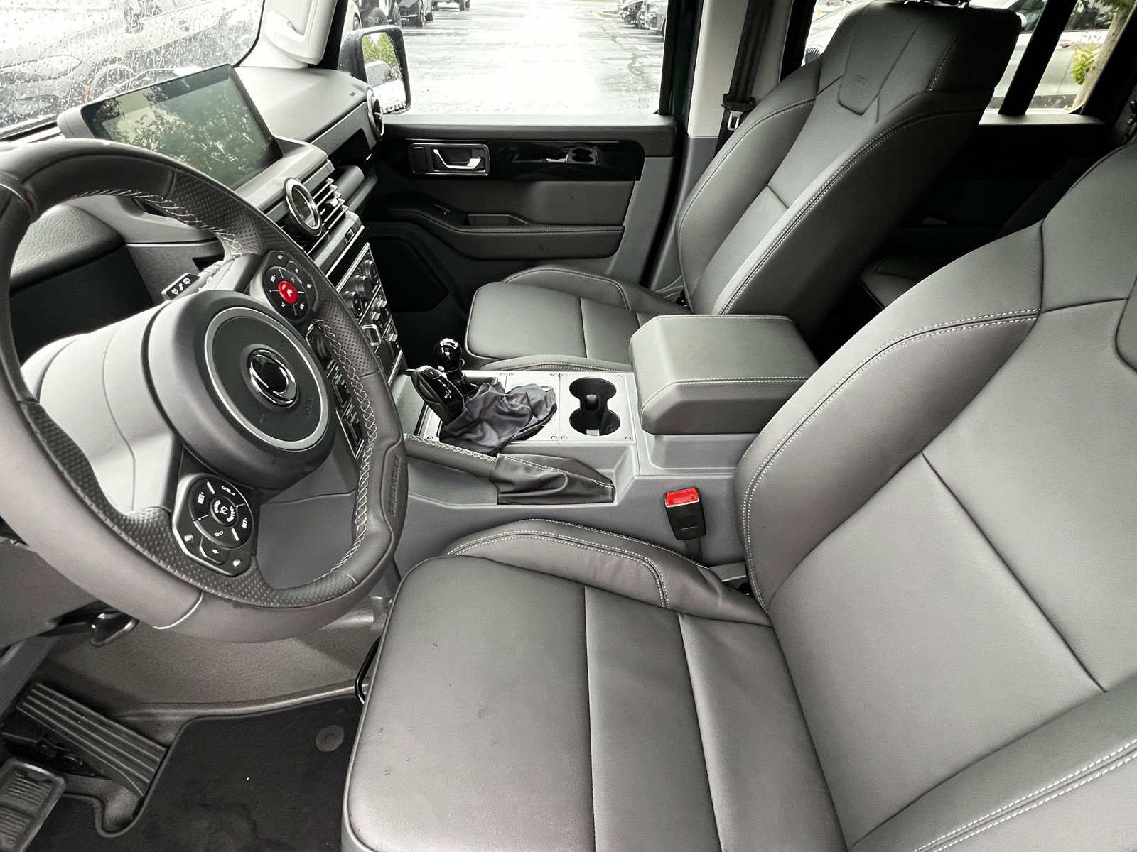 Used 2025 INEOS Grenadier Fieldmaster Edition image 13