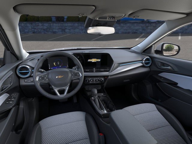 New 2026 Chevrolet Trax LT w/ LT Convenience Package FWD image 15