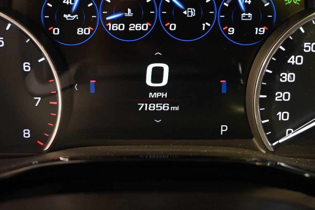Used 2017 Cadillac XT5 Platinum w/ Driver Assist Package AWD/4WD image 26