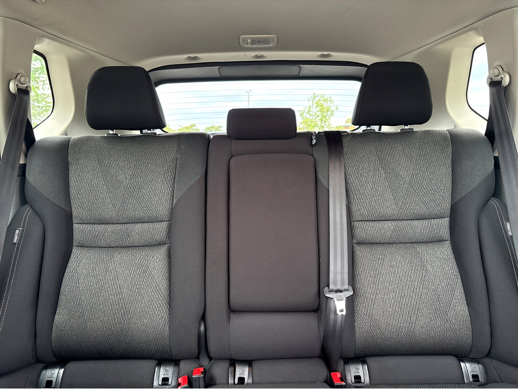 Used 2024 Nissan Rogue SV FWD image 4