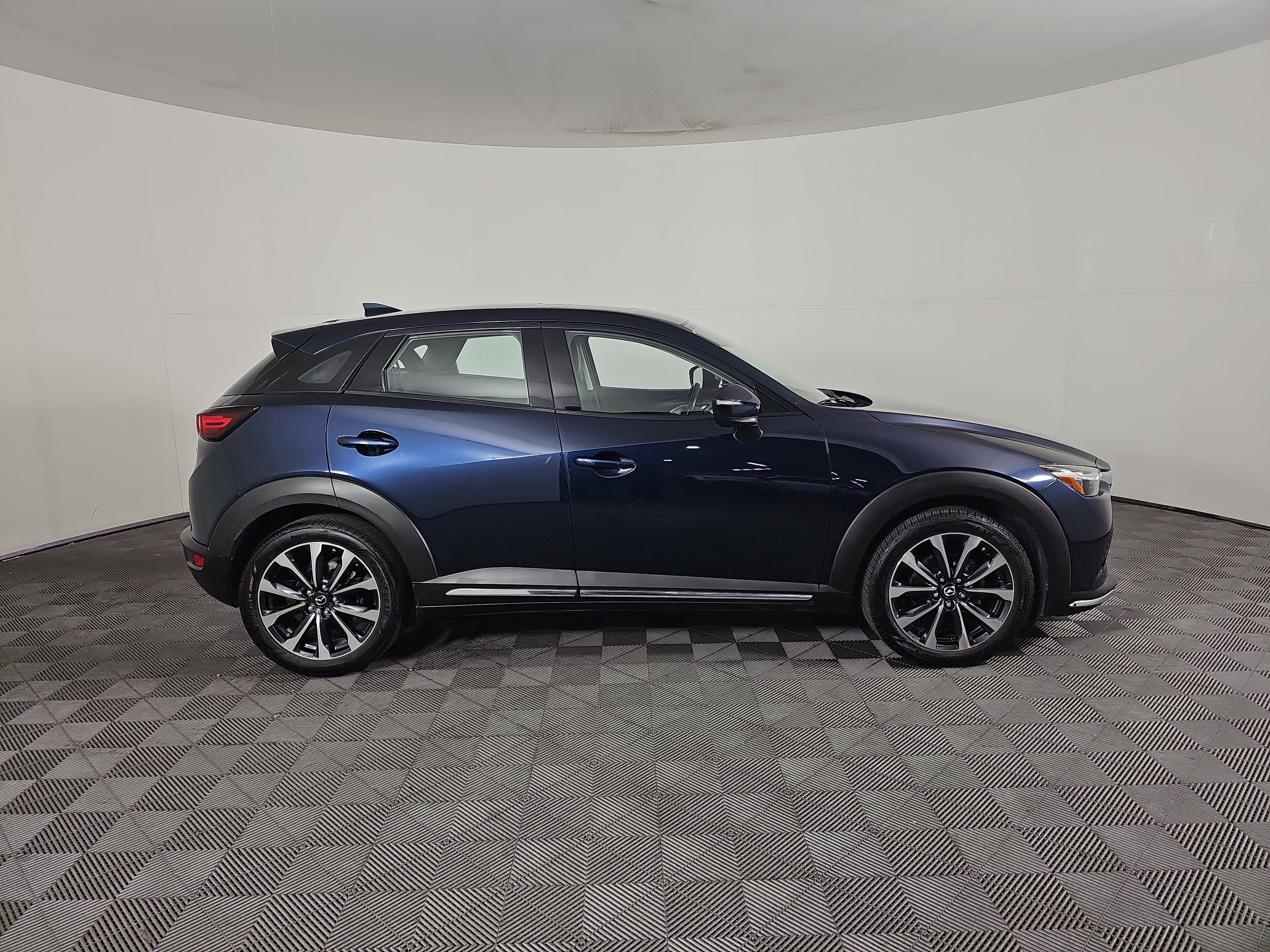 Used 2019 MAZDA CX-3 Grand Touring FWD image 3