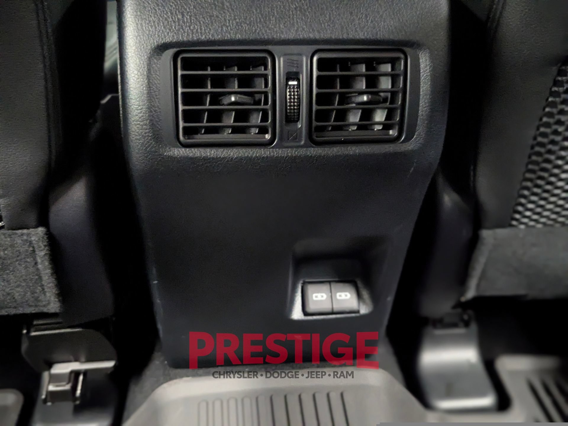 Used 2024 Toyota 4Runner TRD Off-Road Premium w/ Moonroof Package AWD/4WD image 30