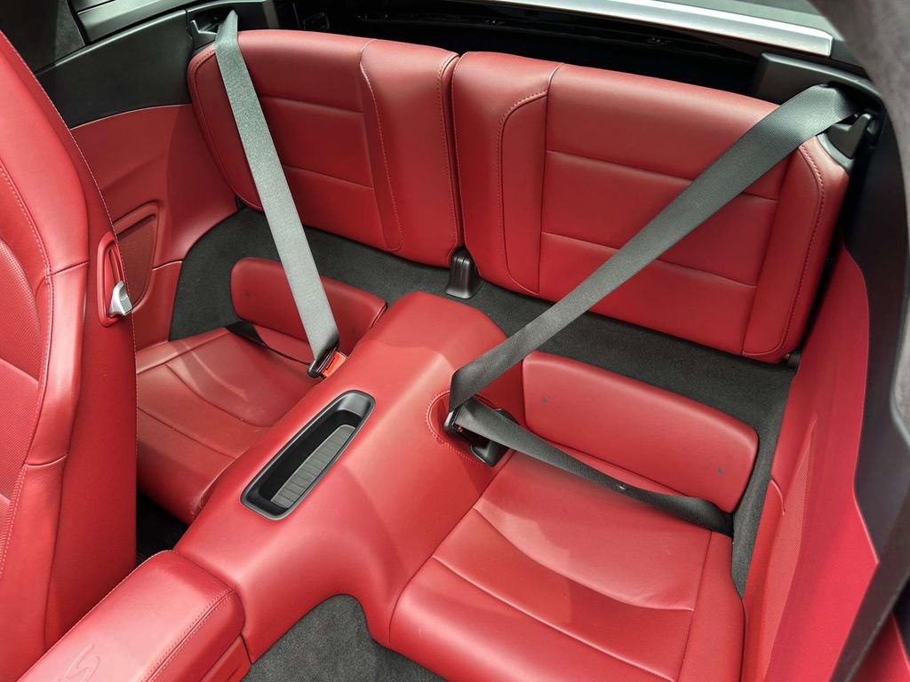 Certified 2018 Porsche 911 AWD/4WD image 13