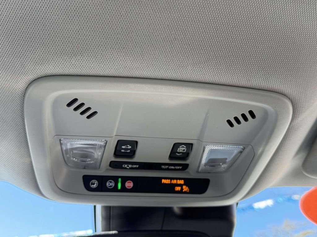 Used 2024 Chevrolet Malibu LT FWD image 34