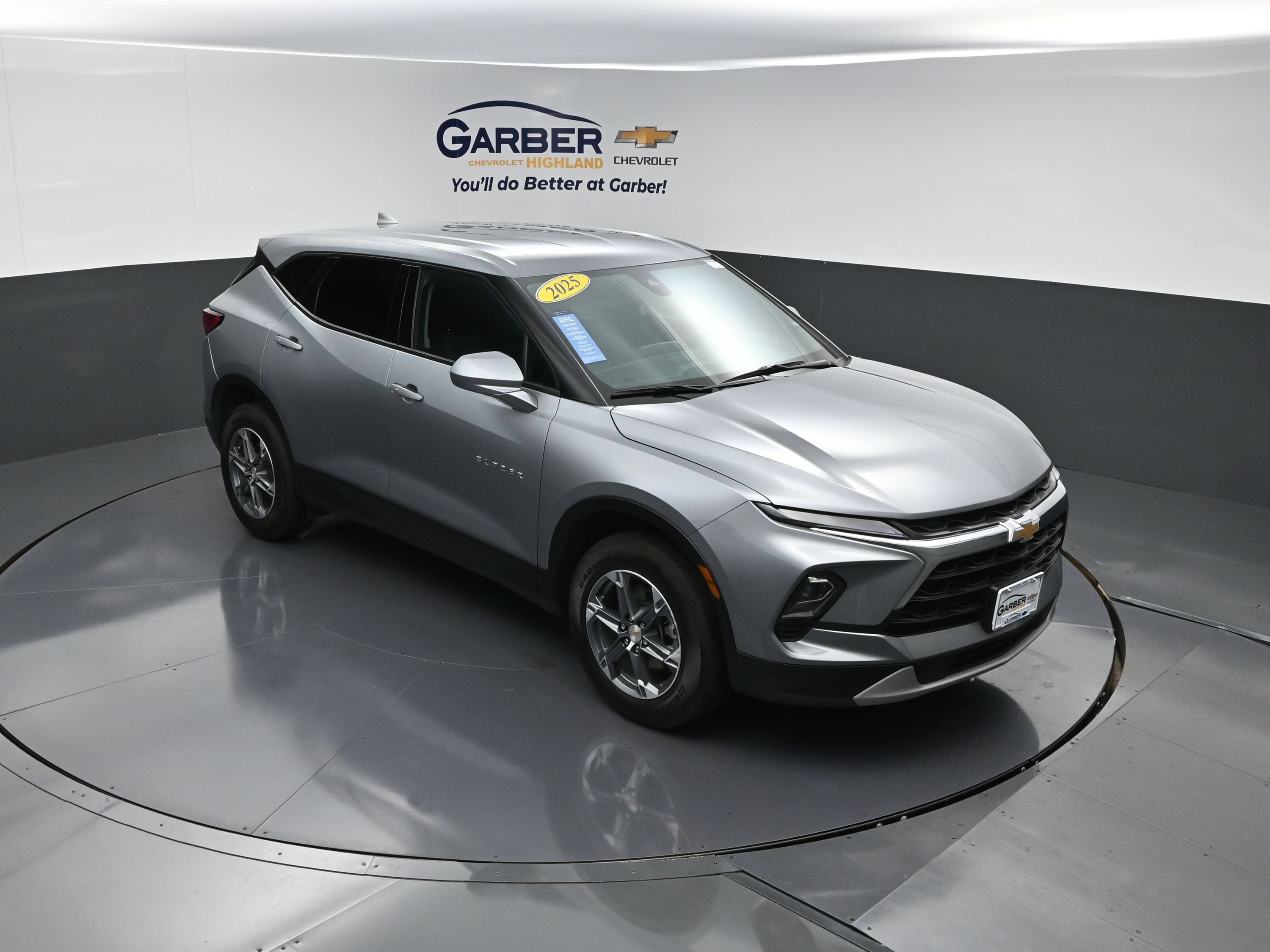 Certified 2025 Chevrolet Blazer LT FWD image 1