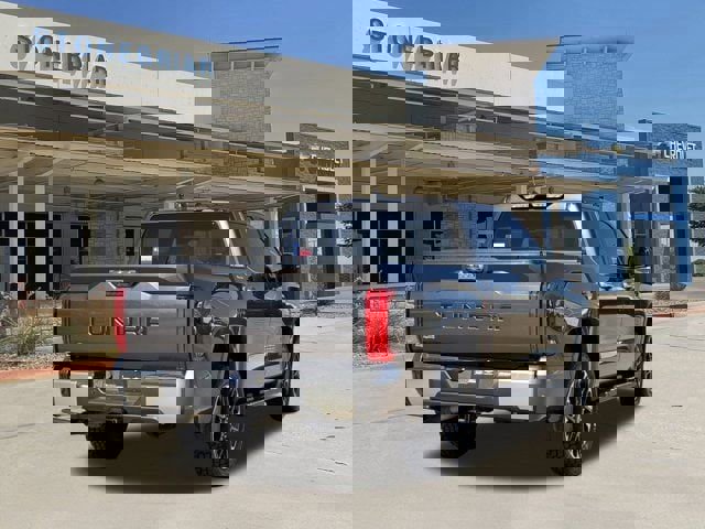 Used 2025 Toyota Tundra Limited w/ Power Package image 5