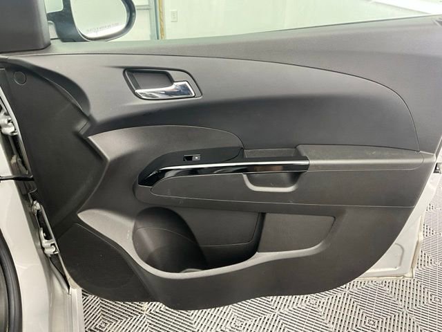 Used 2020 Chevrolet Sonic LT w/ RS Package image 11