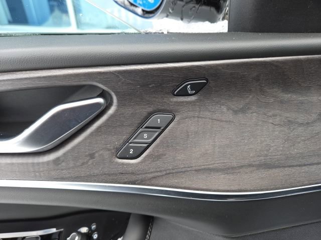 Used 2023 Jeep Grand Cherokee Overland w/ Luxury Tech Group IV image 15